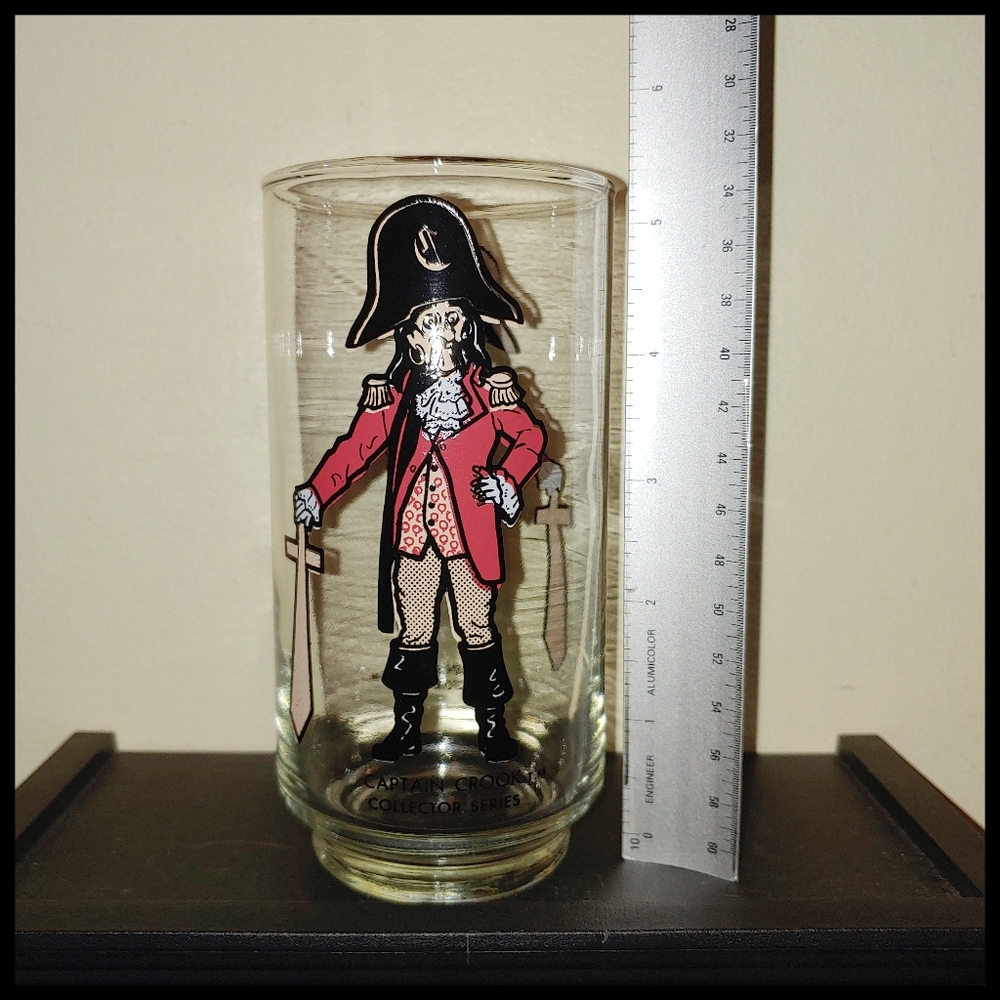 Vintage McDonald's Captain Crook Collector's Series Drinking Glass, 1977 - Picture 4 of 6